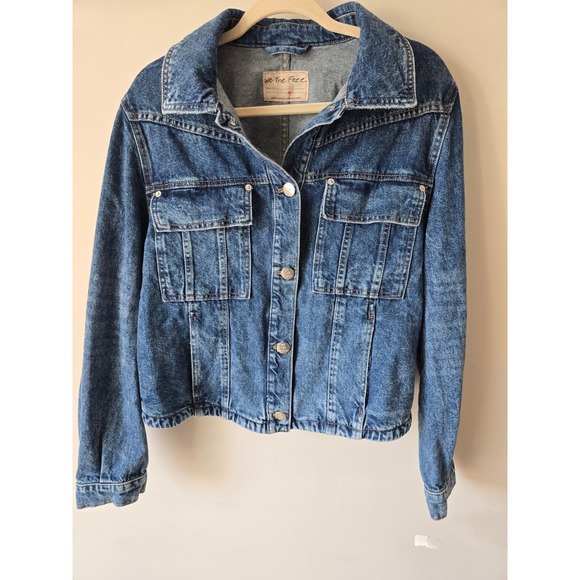 We The Free Jackets & Blazers - Free People High Dive Denim Trucker Jacket Medium Wash Blue Women M NWT